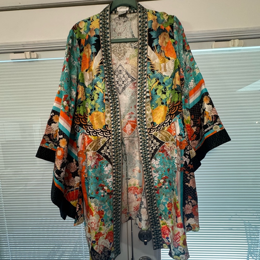 Incredible Camilla silk kimono size L EUC